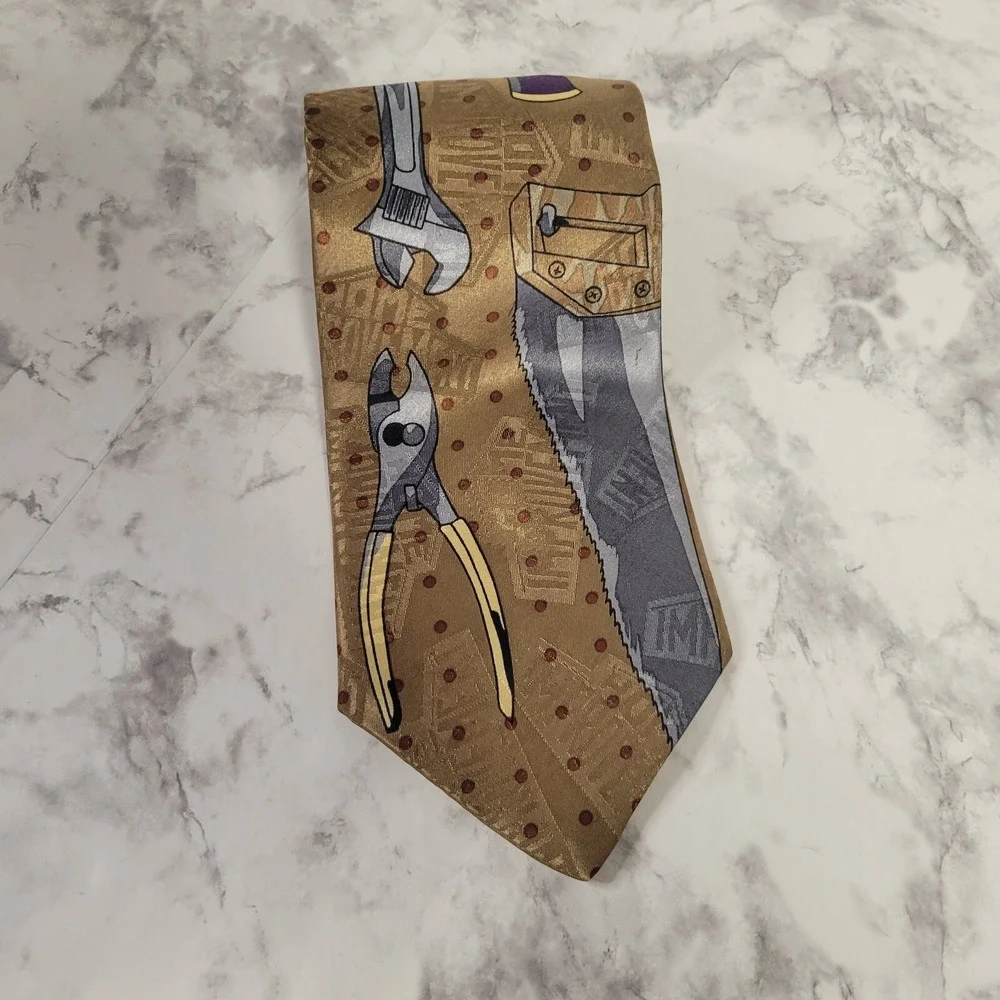 Vintage Home Improvement TV Show Tie‎ Tim's Garage Workshop Tools Tan Brown 90s